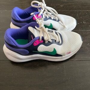 Kids White and Purple Nike Shoes